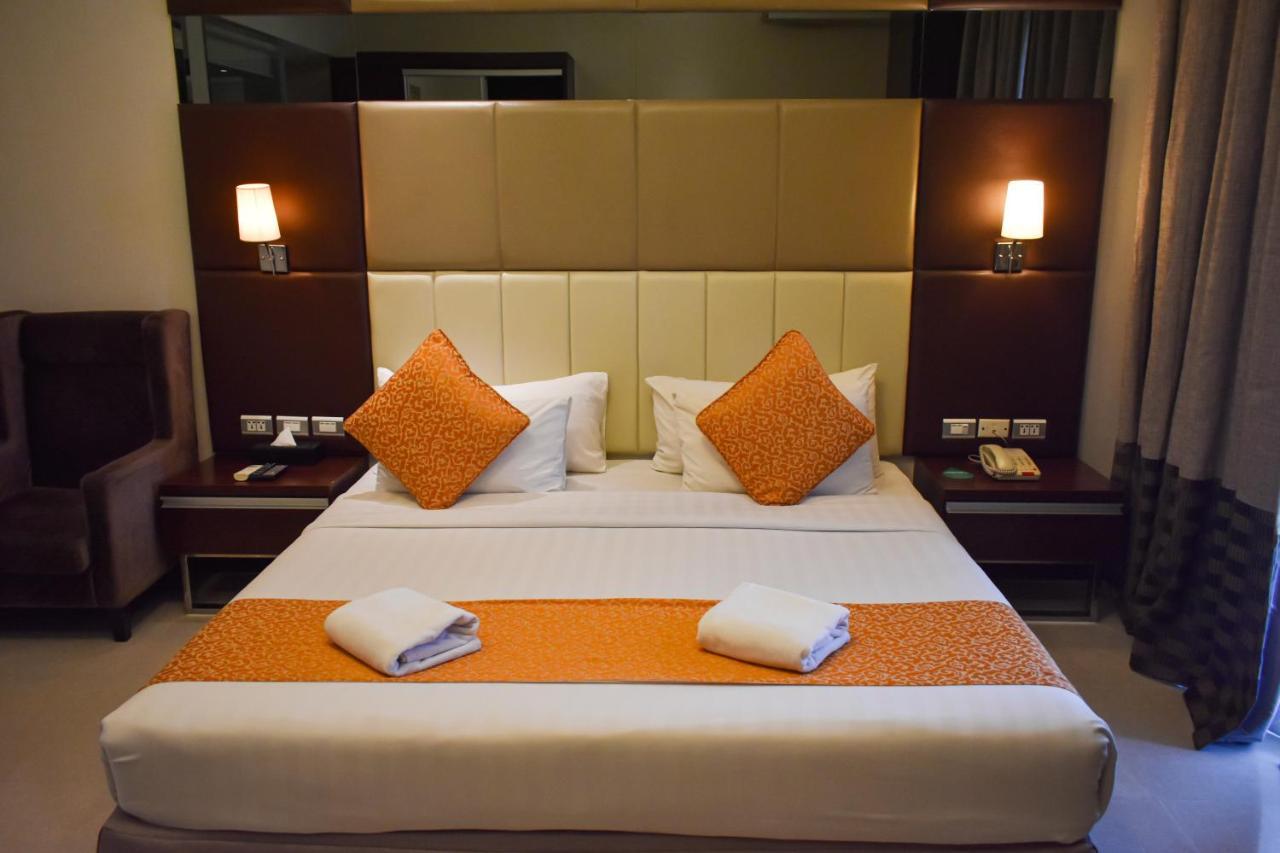 Mg Grand Hotel Olongapo Ngoại thất bức ảnh