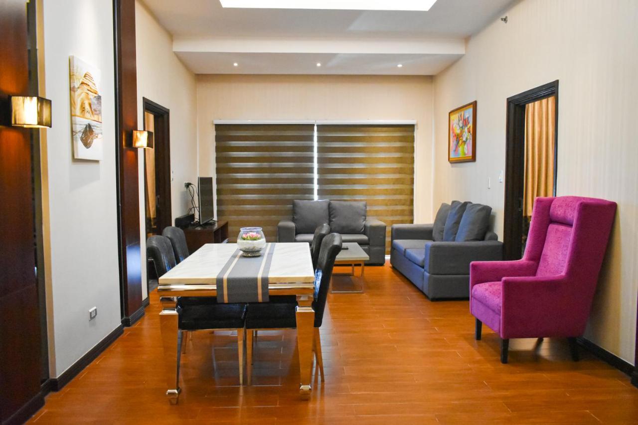 Mg Grand Hotel Olongapo Ngoại thất bức ảnh