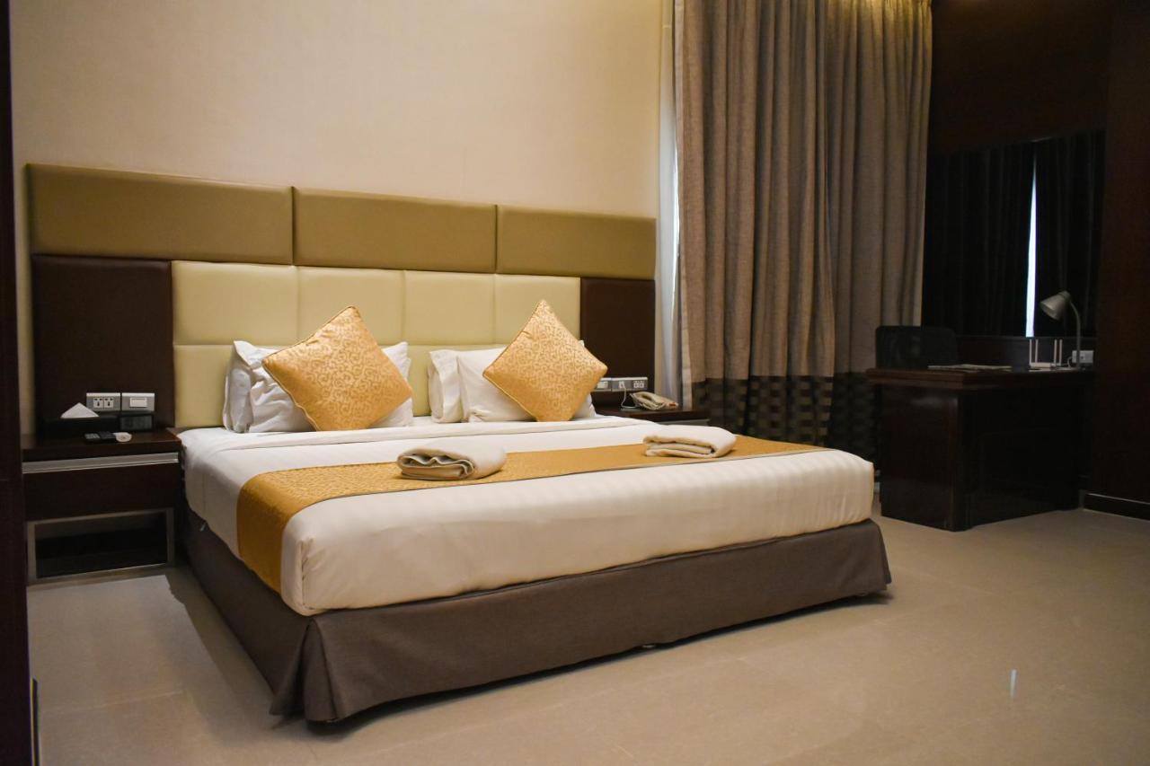Mg Grand Hotel Olongapo Ngoại thất bức ảnh