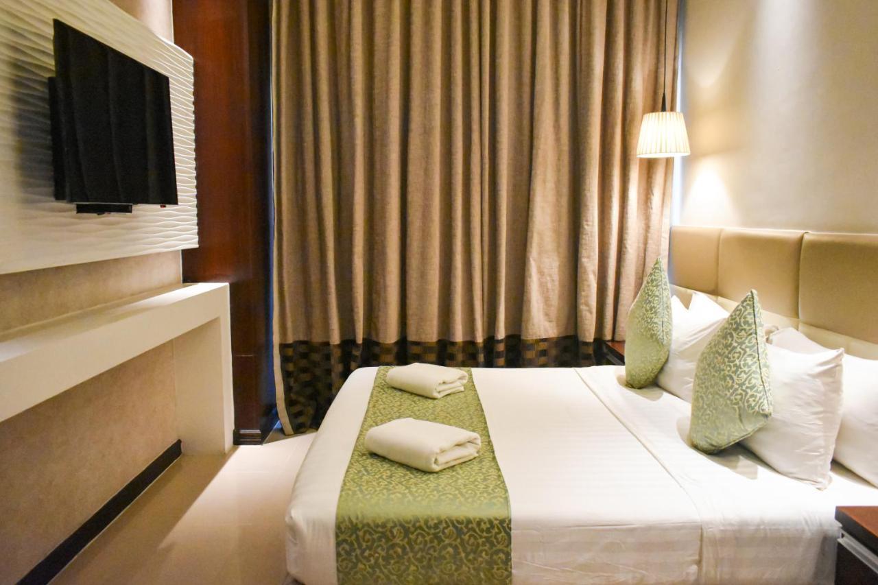 Mg Grand Hotel Olongapo Ngoại thất bức ảnh
