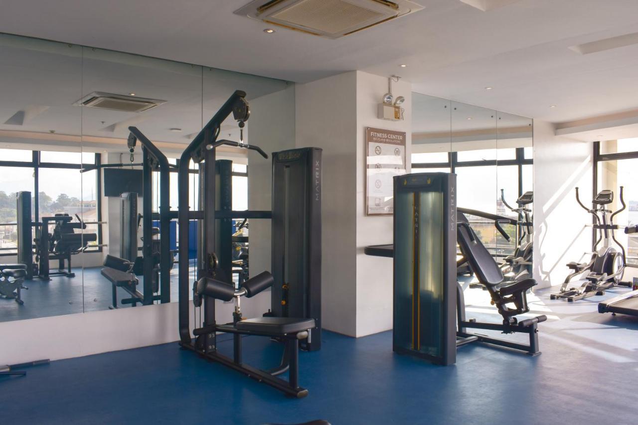 Mg Grand Hotel Olongapo Ngoại thất bức ảnh