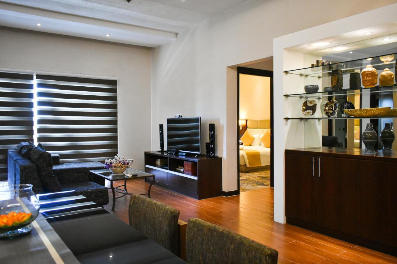Mg Grand Hotel Olongapo Ngoại thất bức ảnh